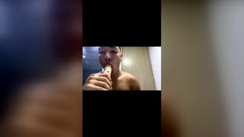 Snapshot of mike_947 chatting on November 2025 10:14:01 PM mike_947 online show from November 2025 10:14:01 PM