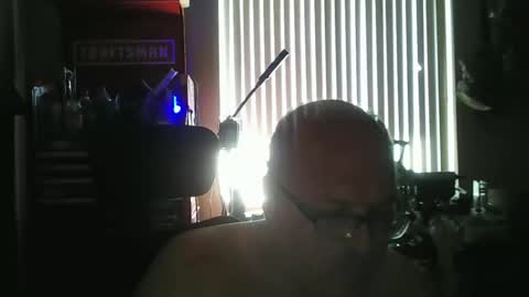 Snapshot of mike_allen4 chatting on April 2026 05:57:01 PM mike_allen4 online show from April 2026 05:57:01 PM