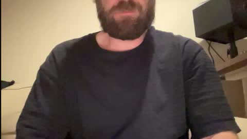 Snapshot of mike_berlin1 chatting on September 2025 12:27:01 AM MIke online show from September 2025 12:27:01 AM