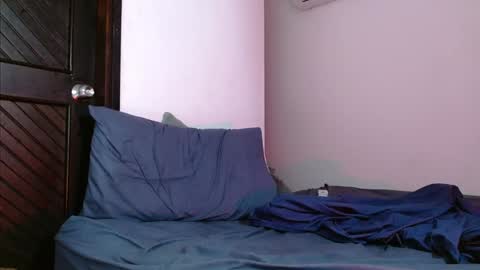 Snapshot of mike_d1030 chatting on February 2025 05:09:02 AM mike_d1030 online show from February 2025 05:09:02 AM