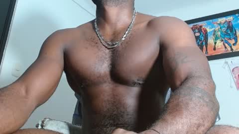 Snapshot of mike_kingcum chatting on December 2024 03:05:02 AM mike online show from December 2024 03:05:02 AM