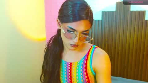 Snapshot of mike_nour chatting on December 2024 09:35:01 AM IM MIKE online show from December 2024 09:35:01 AM