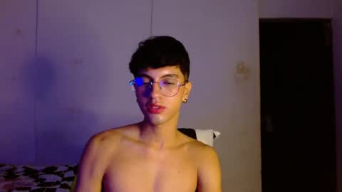 Mike Pineapple online show from October 2025 05:17:02 AM