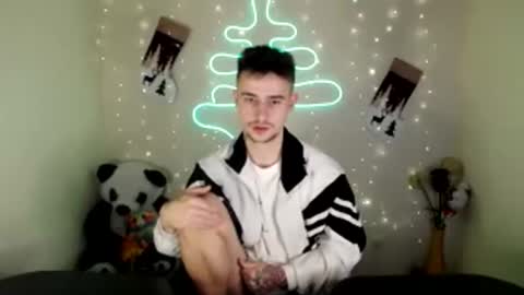 Snapshot of mike_severi chatting on December 2024 05:56:02 AM Mike online show from December 2024 05:56:02 AM