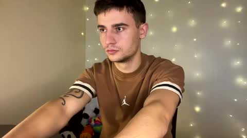 Snapshot of mike_severi chatting on January 2025 07:52:02 AM Mike online show from January 2025 07:52:02 AM