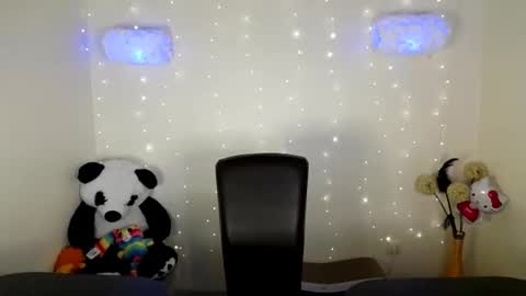 Snapshot of mike_severi chatting on January 2025 01:12:02 PM Mike online show from January 2025 01:12:02 PM