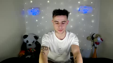 Snapshot of mike_severi chatting on February 2025 06:02:02 AM Mike online show from February 2025 06:02:02 AM