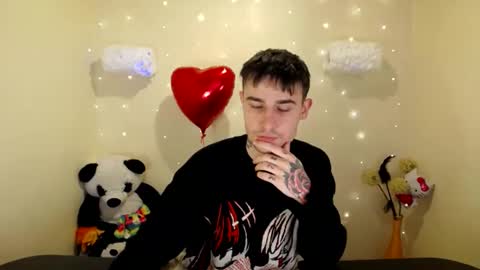 Snapshot of mike_severi chatting on February 2025 07:10:01 AM Mike online show from February 2025 07:10:01 AM