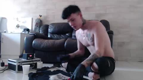 Hot Buns online show from September 2025 01:33:02 PM