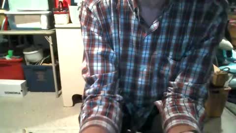 mikeb3200 online show from October 2025 10:43:02 PM