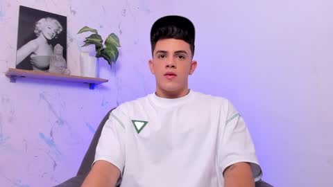 Snapshot of mikecooper_ chatting on December 2024 05:26:01 AM Mike Cooper online show from December 2024 05:26:01 AM