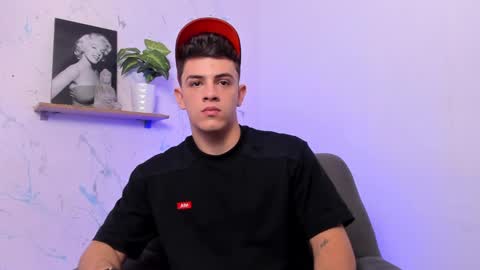 Snapshot of mikecooper_ chatting on December 2024 06:42:02 AM Mike Cooper online show from December 2024 06:42:02 AM