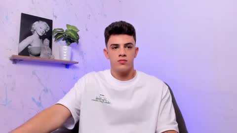 Snapshot of mikecooper_ chatting on December 2024 07:04:02 AM Mike Cooper online show from December 2024 07:04:02 AM