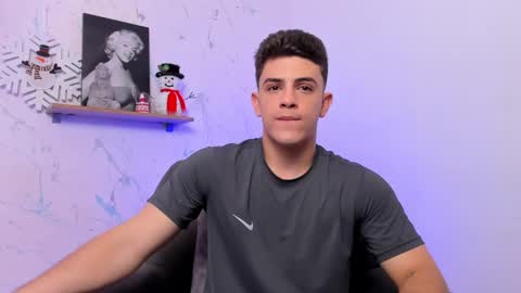 Snapshot of mikecooper_ chatting on December 2024 08:43:01 PM Mike Cooper online show from December 2024 08:43:01 PM