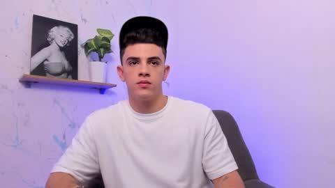 Snapshot of mikecooper_ chatting on January 2025 07:15:01 AM Mike Cooper online show from January 2025 07:15:01 AM