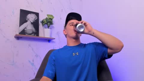 Snapshot of mikecooper_ chatting on January 2025 08:11:02 AM Mike Cooper online show from January 2025 08:11:02 AM