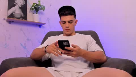 Snapshot of mikecooper_ chatting on February 2025 11:32:02 AM Mike Cooper online show from February 2025 11:32:02 AM