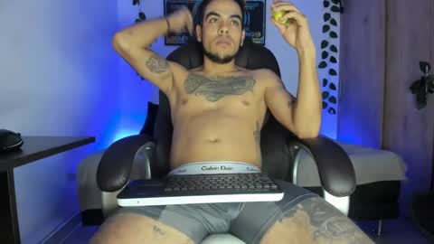 mikee_scooth online show from March 2025 07:04:02 AM