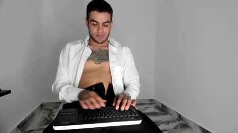 mikee_scooth online show from November 2025 05:12:01 PM