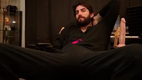 Snapshot of mikehawk1589 chatting on March 2026 01:55:02 AM mikehawk1589 online show from March 2026 01:55:02 AM