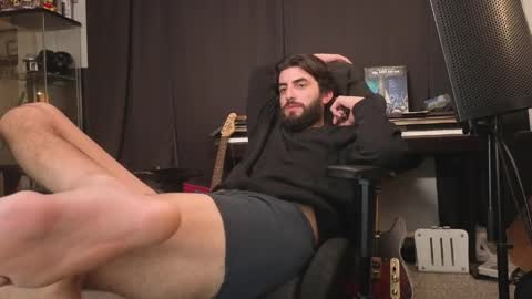 Snapshot of mikehawk1589 chatting on April 2026 06:19:01 AM mikehawk1589 online show from April 2026 06:19:01 AM