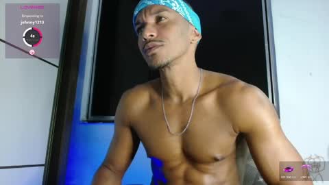 Snapshot of mikejaybr chatting on May 2026 04:20:02 AM Mike Jay online show from May 2026 04:20:02 AM