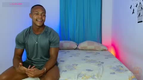 Snapshot of mikejaybr chatting on July 2026 12:12:01 AM Mike Jay online show from July 2026 12:12:01 AM