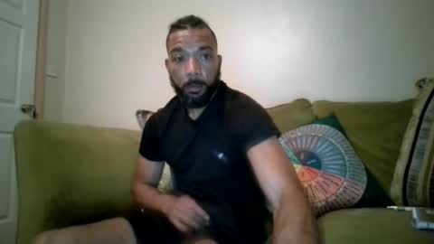 mikelovejones online show from July 2026 11:36:02 PM