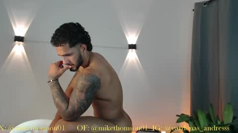 Snapshot of mikethomson01 chatting on May 2026 02:17:01 AM Mike online show from May 2026 02:17:01 AM