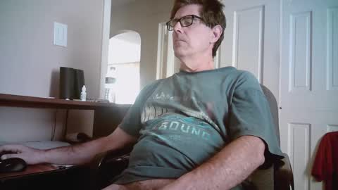 Mike online show from September 2025 01:01:01 PM