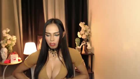 Snapshot of mikeyalawi03 chatting on February 2025 12:33:01 PM Mistress MikeyAlawi online show from February 2025 12:33:01 PM