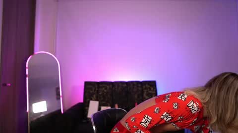 mikeymorningstar online show from April 2026 09:23:01 PM
