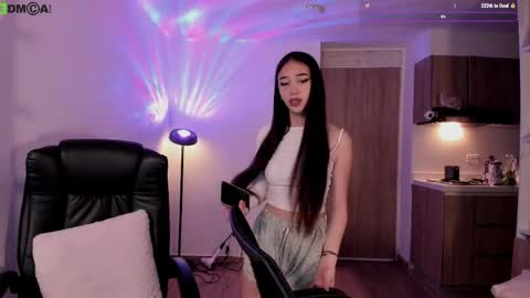 VIOLETAMIKE online show from May 2026 09:59:01 AM