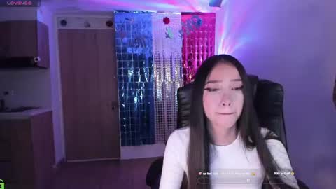 VIOLETAMIKE online show from July 2026 09:15:01 AM