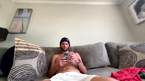 Snapshot of mikeywhite123 chatting on January 2025 09:57:01 PM mikeywhite123 online show from January 2025 09:57:01 PM