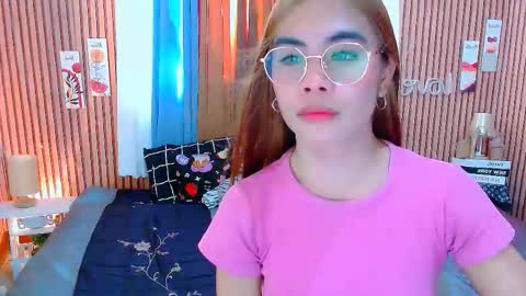Mikhayla and Zeus online show from November 2025 05:19:01 AM
