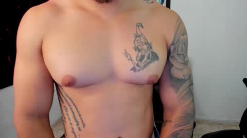 MIKKE online show from October 2025 02:40:01 PM