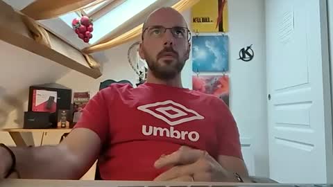 Snapshot of mikmik91 chatting on December 2024 02:33:02 PM mikmik91 online show from December 2024 02:33:02 PM