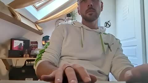 Snapshot of mikmik91 chatting on January 2025 02:29:02 PM mikmik91 online show from January 2025 02:29:02 PM