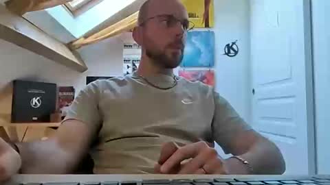 Snapshot of mikmik91 chatting on March 2025 03:02:01 PM mikmik91 online show from March 2025 03:02:01 PM