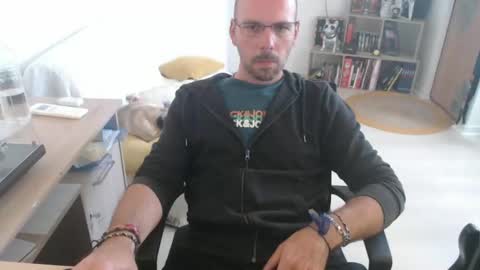 Snapshot of mikmik91 chatting on September 2025 10:15:02 AM mikmik91 online show from September 2025 10:15:02 AM