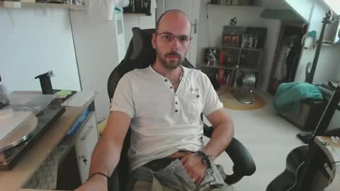 mikmik91 online show from July 2026 10:36:01 AM