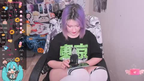 Snapshot of miku_bunny chatting on December 2024 03:39:01 PM Miku online show from December 2024 03:39:01 PM