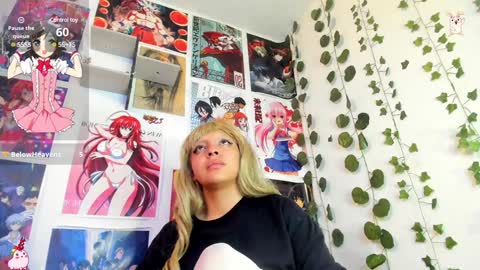 Snapshot of miku_katsuragi chatting on December 2024 05:53:02 AM miku katsuragi online show from December 2024 05:53:02 AM