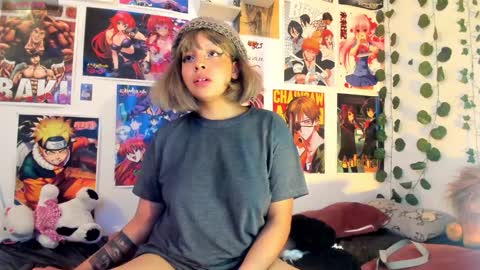 Snapshot of miku_katsuragi chatting on December 2024 06:12:02 AM miku katsuragi online show from December 2024 06:12:02 AM