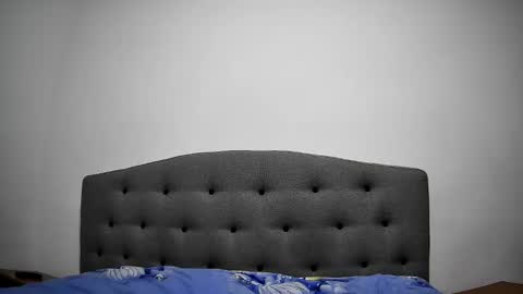 Snapshot of mikyloveu chatting on December 2024 02:44:01 PM Mikyloveu online show from December 2024 02:44:01 PM