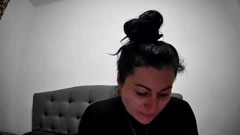 Snapshot of mikyloveu chatting on February 2025 07:22:02 PM Mikyloveu online show from February 2025 07:22:02 PM