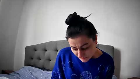 Snapshot of mikyloveu chatting on February 2025 12:48:02 PM Mikyloveu online show from February 2025 12:48:02 PM