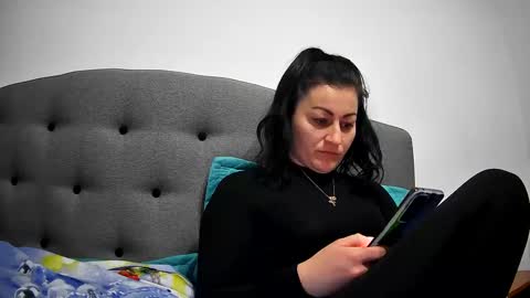 Snapshot of mikyloveu chatting on February 2025 04:31:01 PM Mikyloveu online show from February 2025 04:31:01 PM