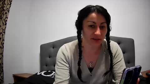 Snapshot of mikyloveu chatting on March 2025 04:22:01 PM Mikyloveu online show from March 2025 04:22:01 PM